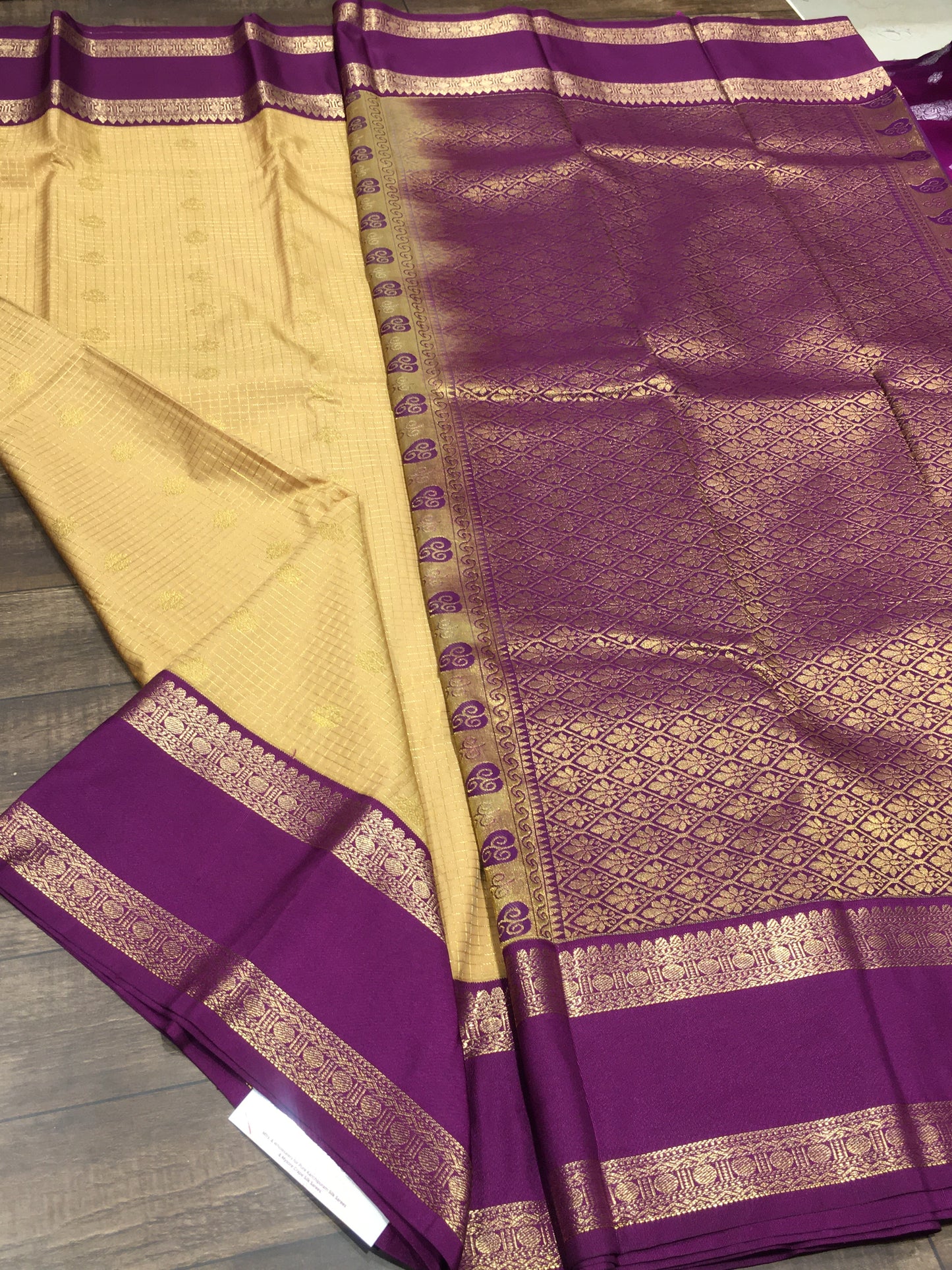 Semi Kanchipuram silk