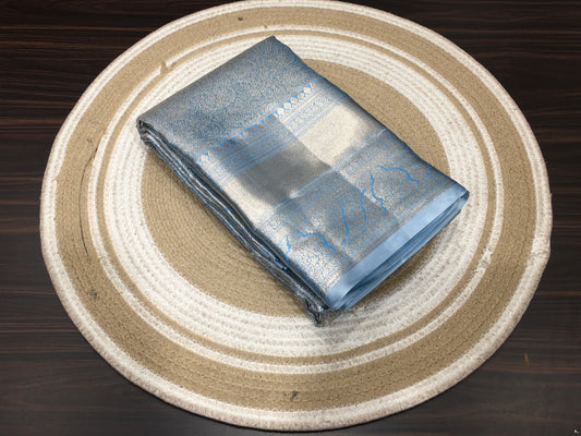 Semi Kanchipuram silk