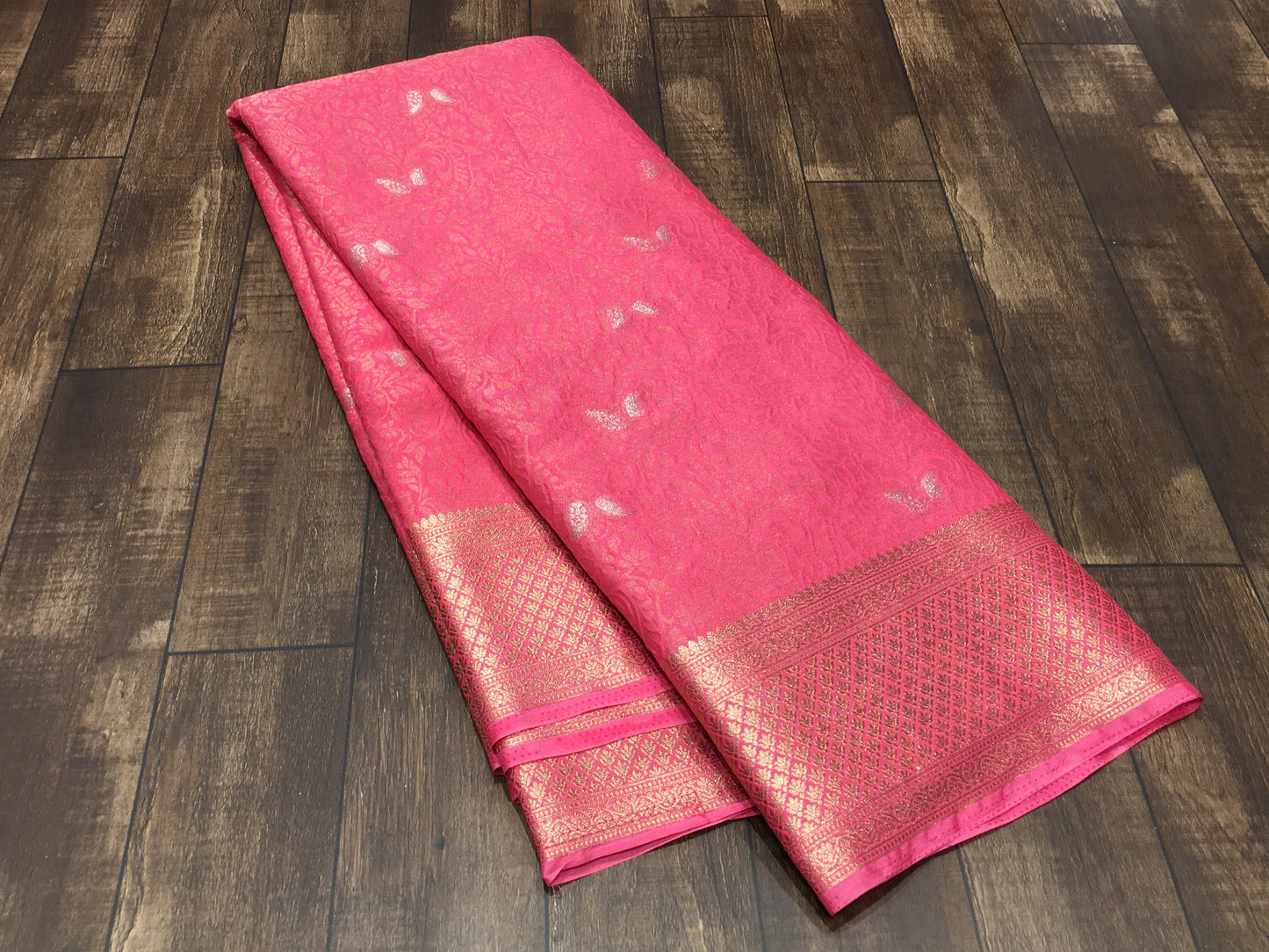 Chiffon crape saree