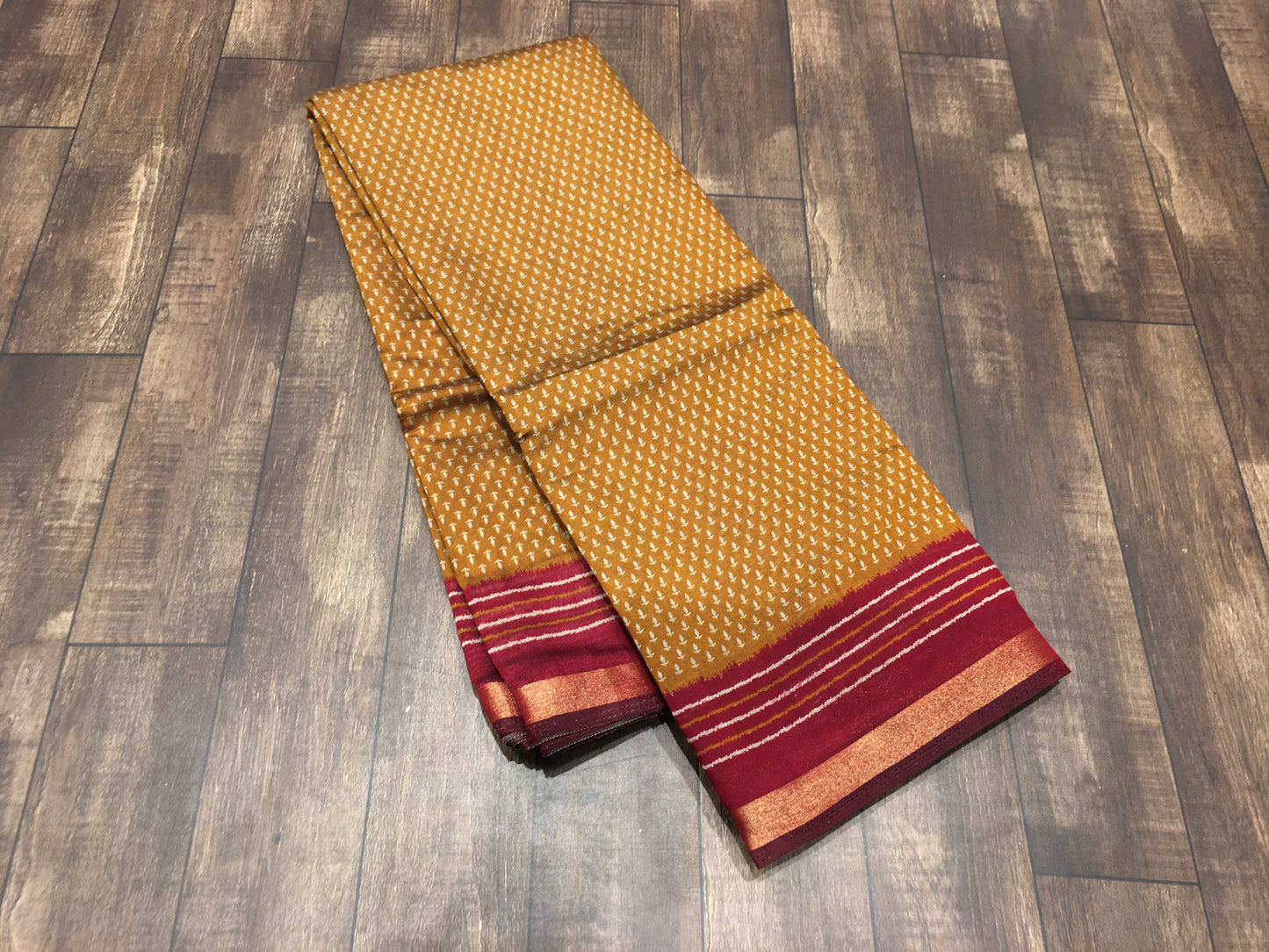 Malmal saree
