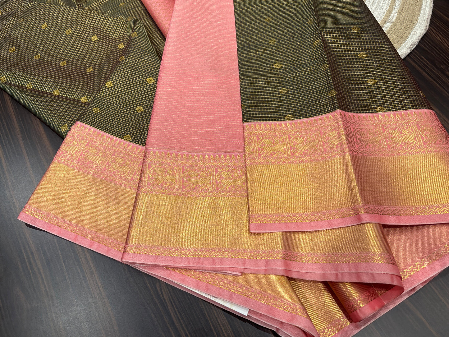 Semi Kanchipuram silk
