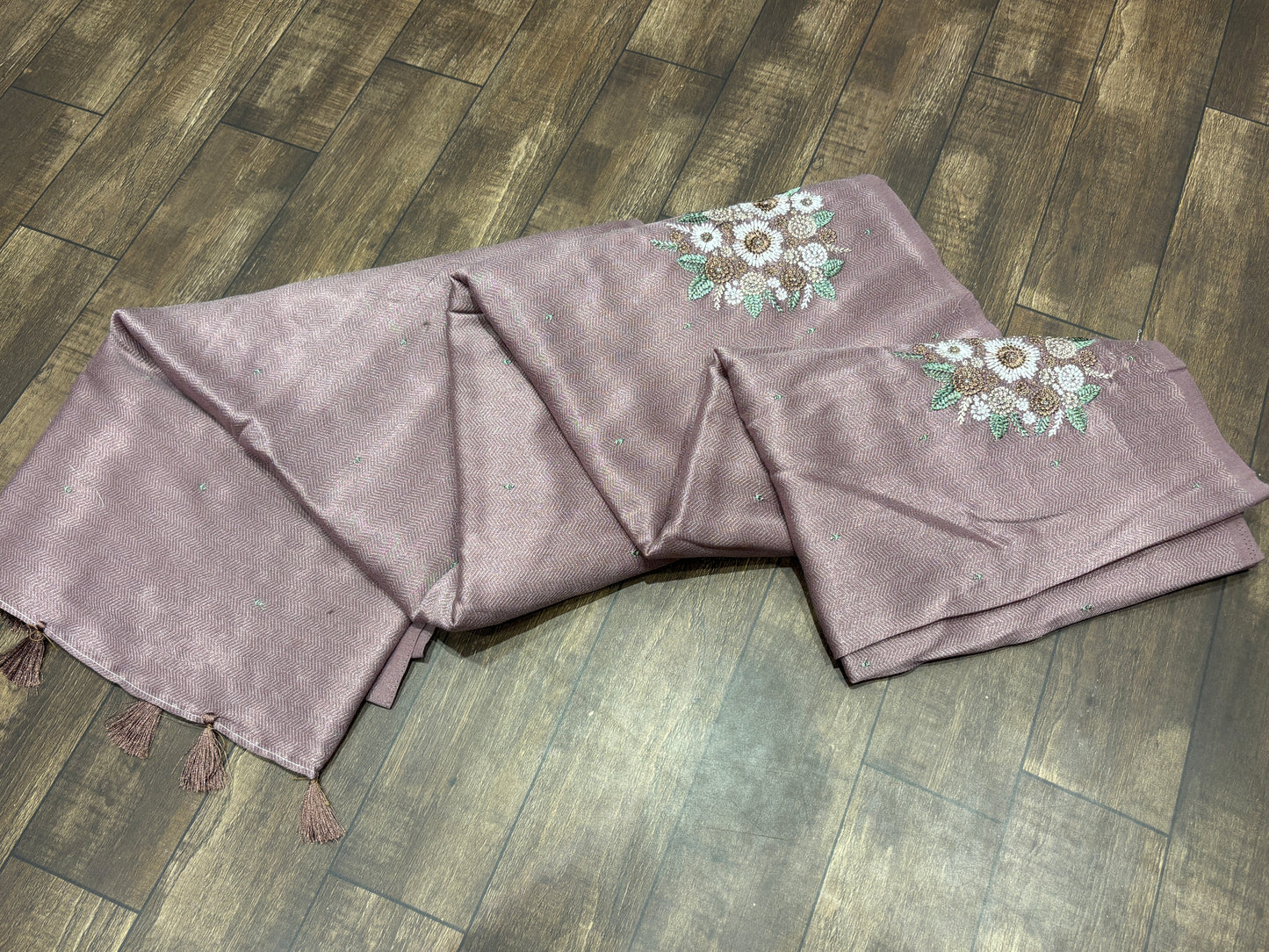 Soft tussar saree with thread work