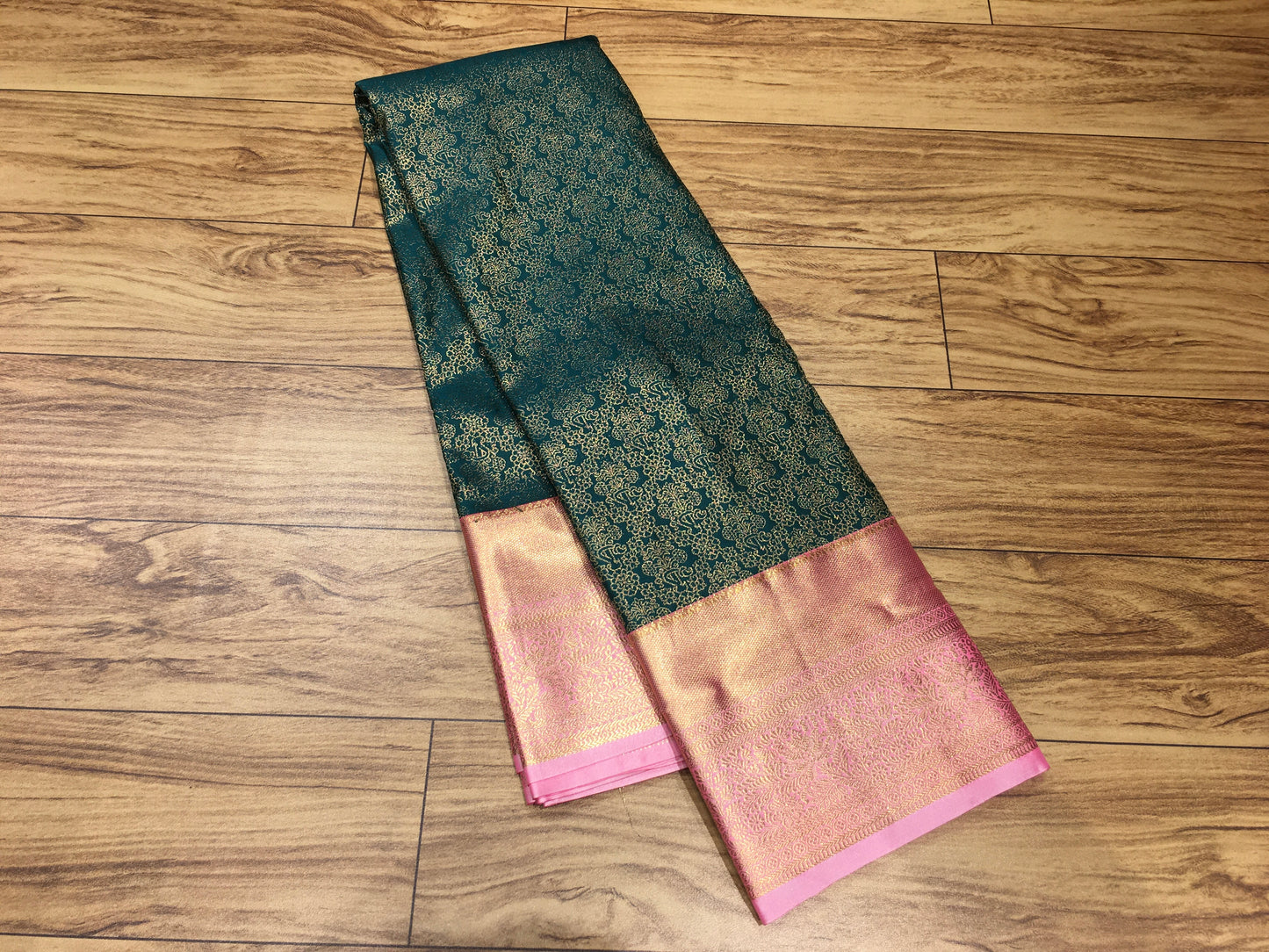 Semi Kanchipuram Brocade