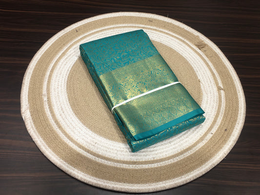 Semi Kanchipuram silk