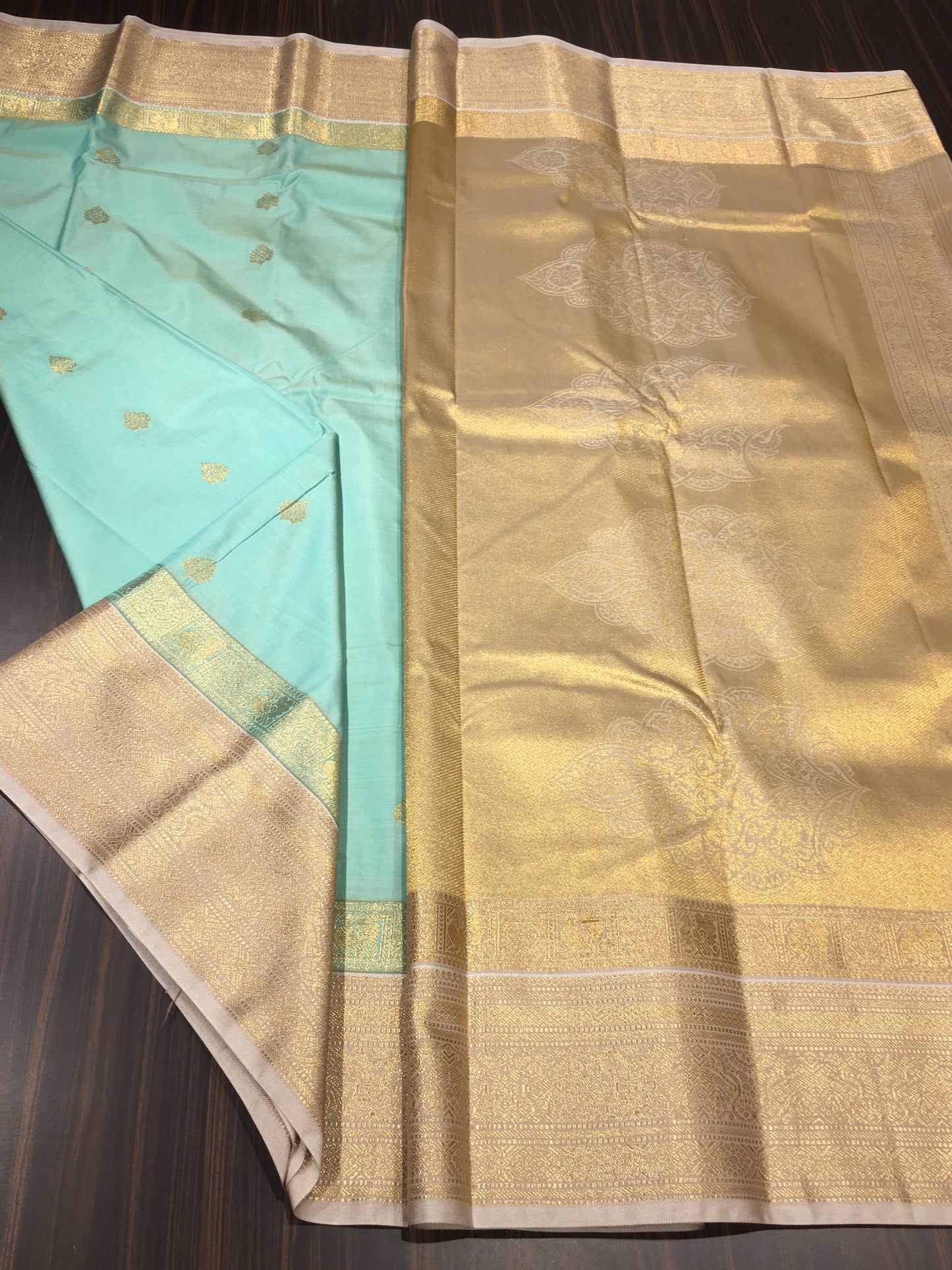 Semi Kanchipuram silk