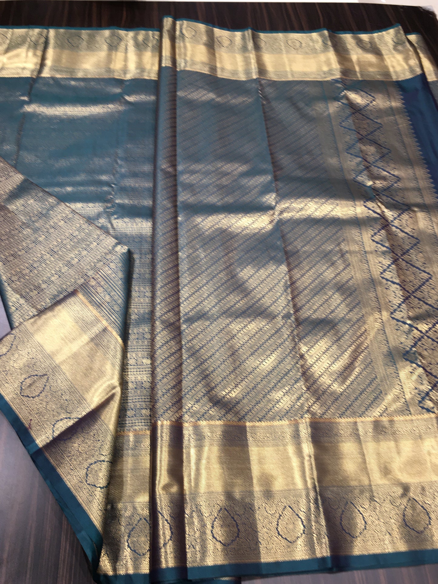 Semi Kanchipuram silk