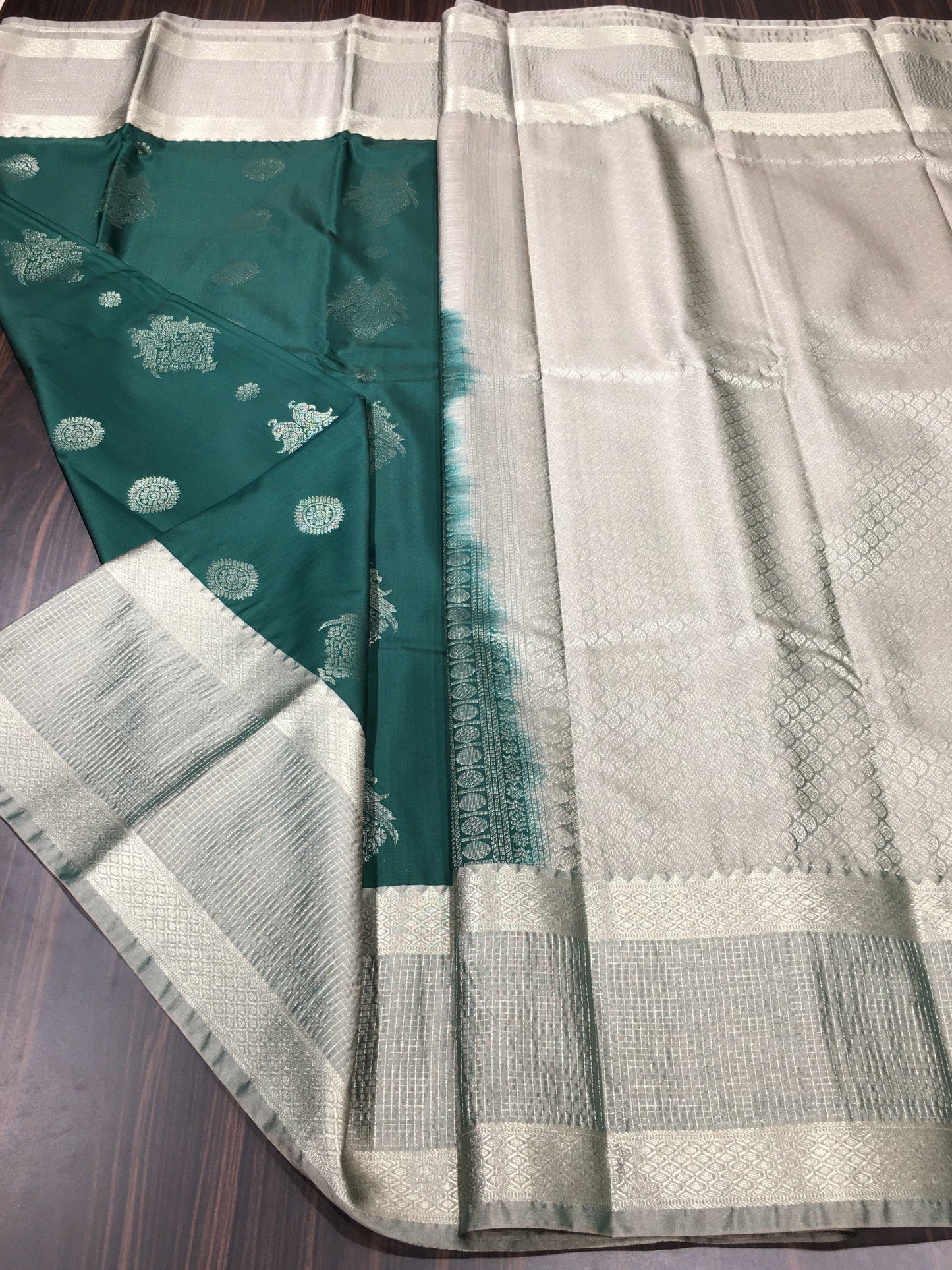 Semi Kanchipuram silk