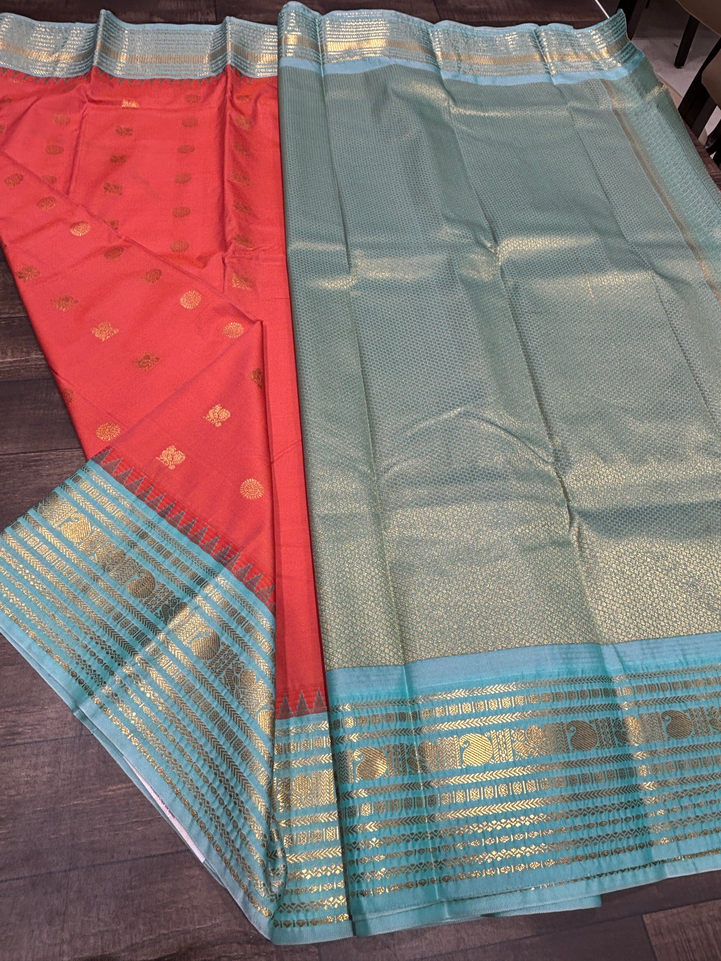 Semi Kanchipuram silk