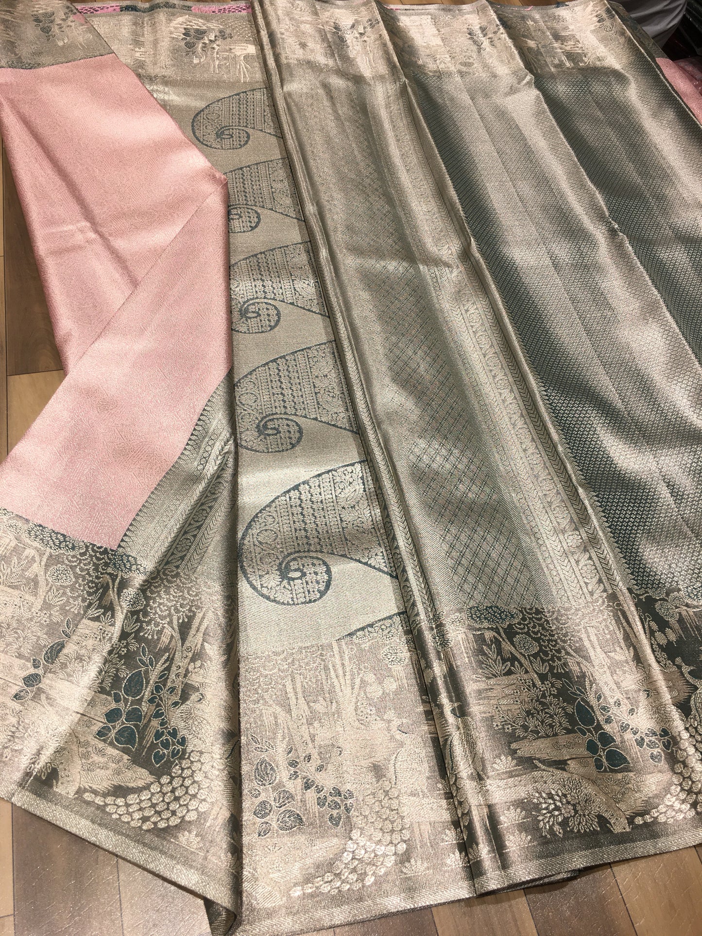 Semi Kanchipuram tissue