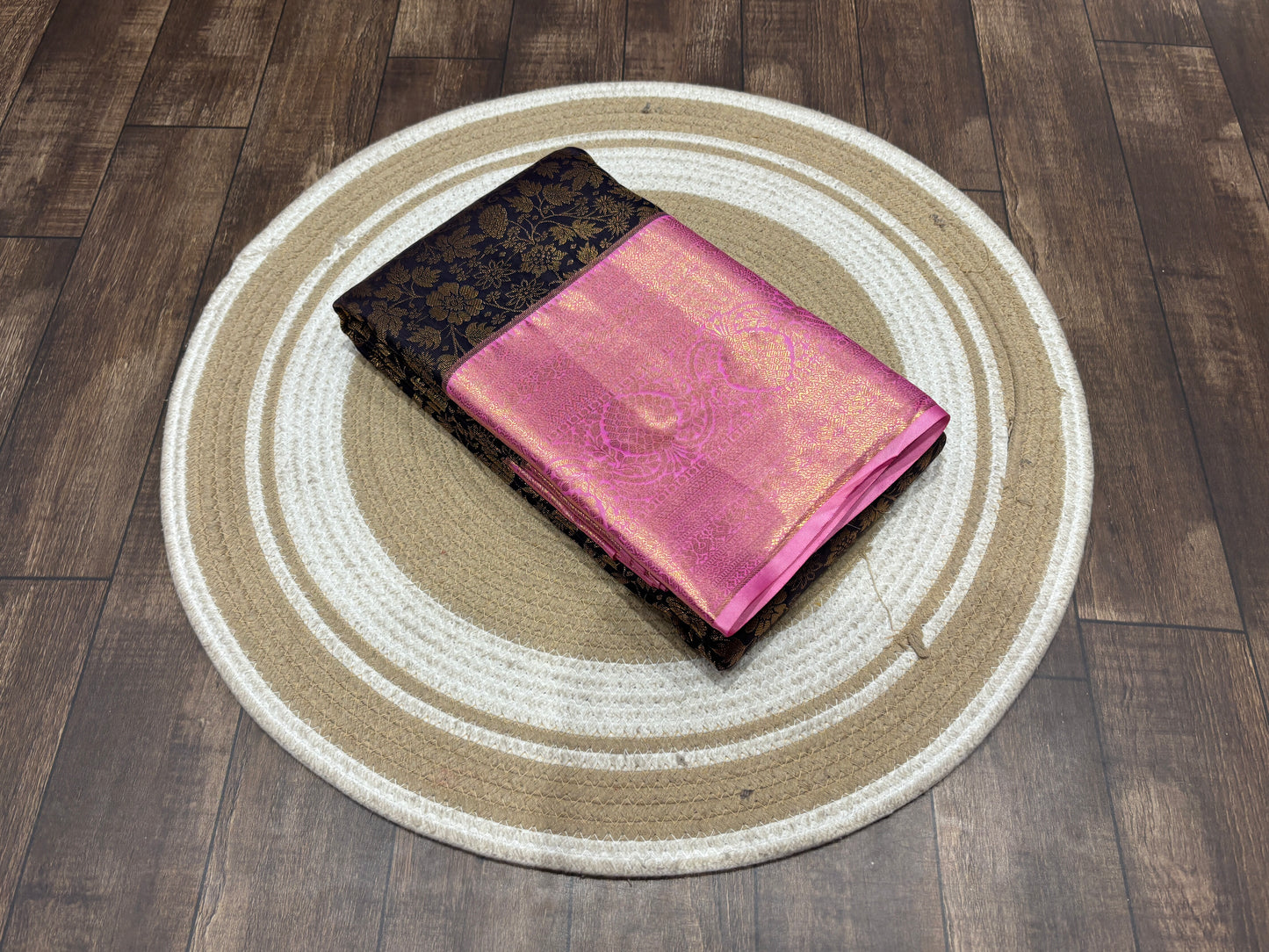 Semi Kanchipuram silk