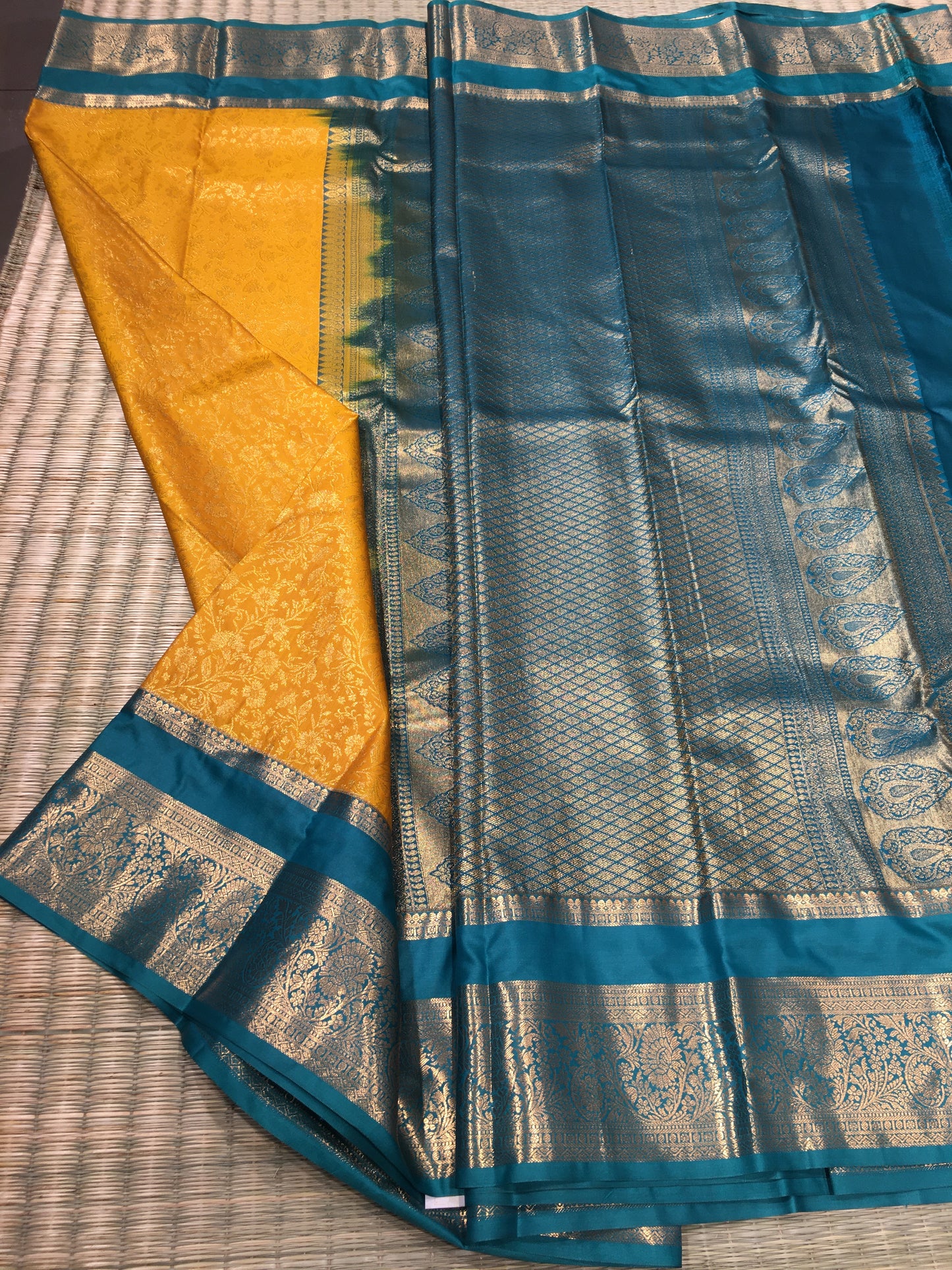 Semi Kanchipuram silk
