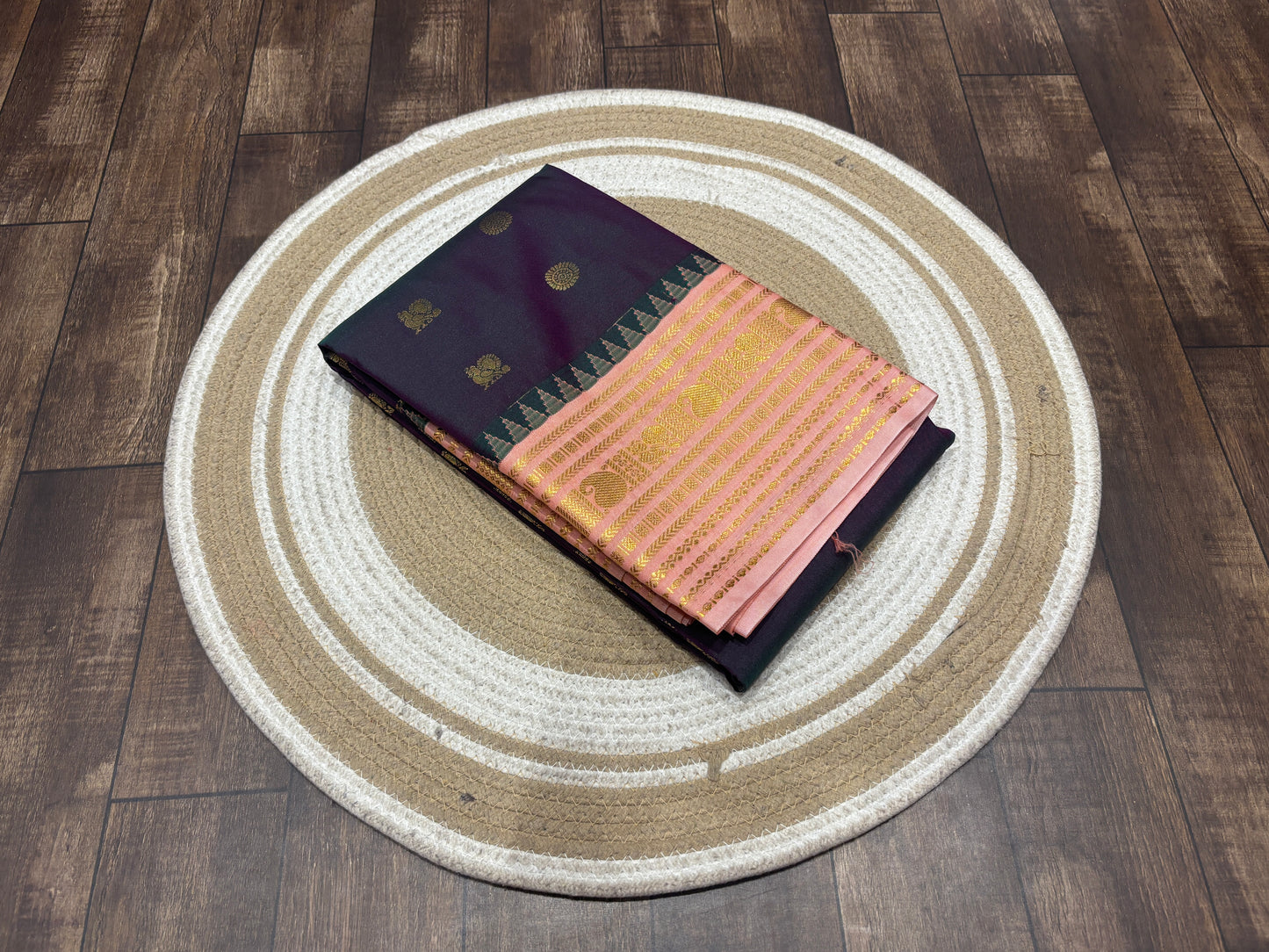 Semi Kanchipuram silk