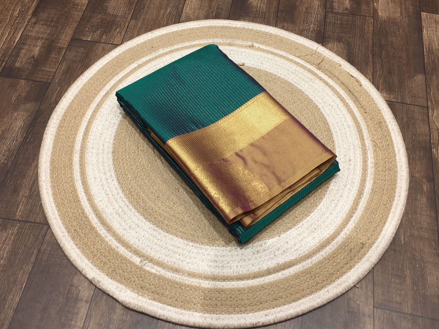 Semi Kanchipuram silk
