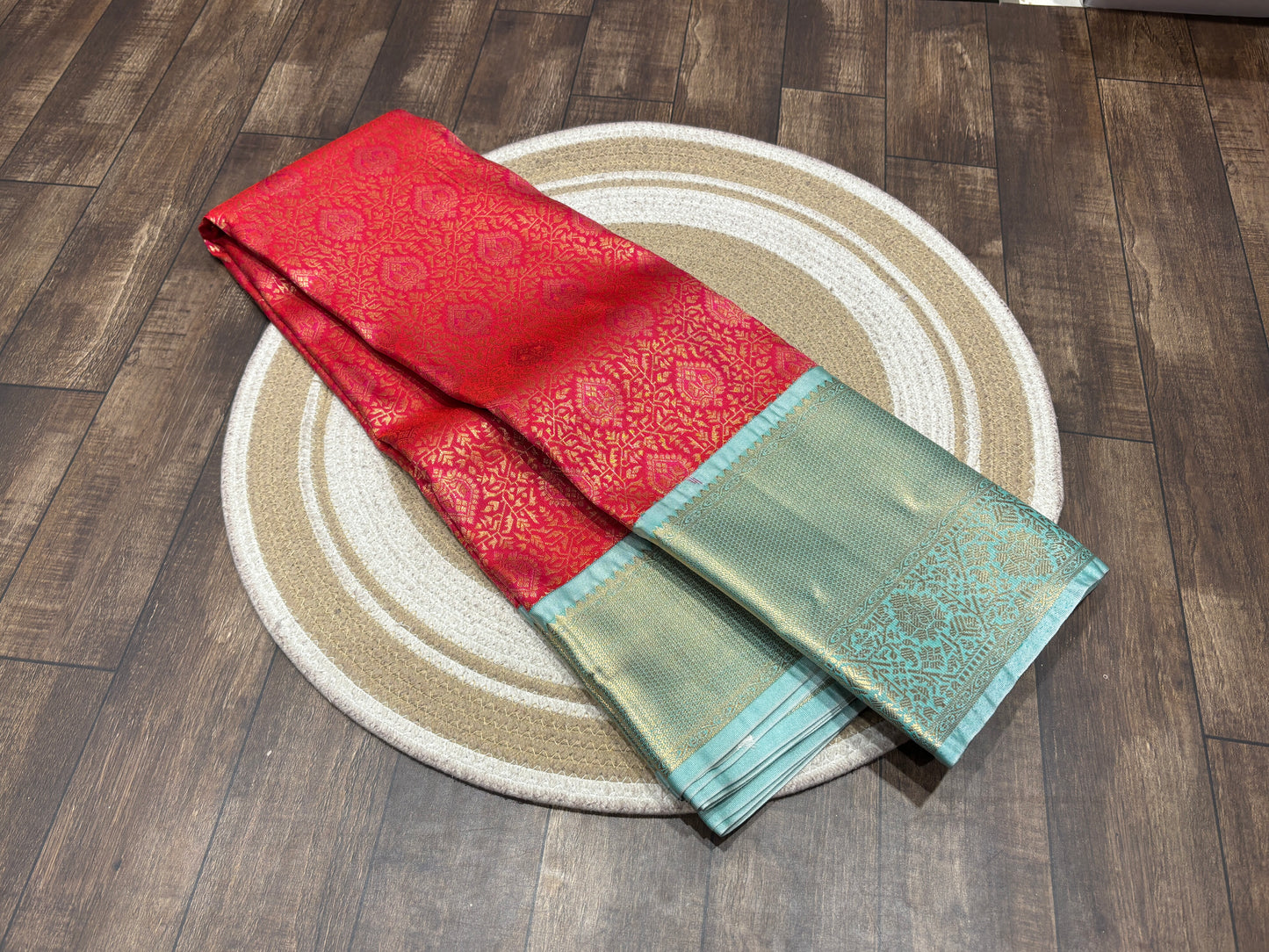 Semi Kanchipuram silk