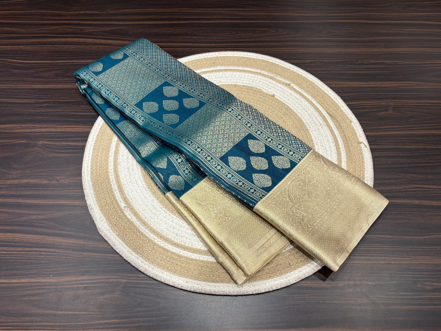 Semi Kanchipuram silk