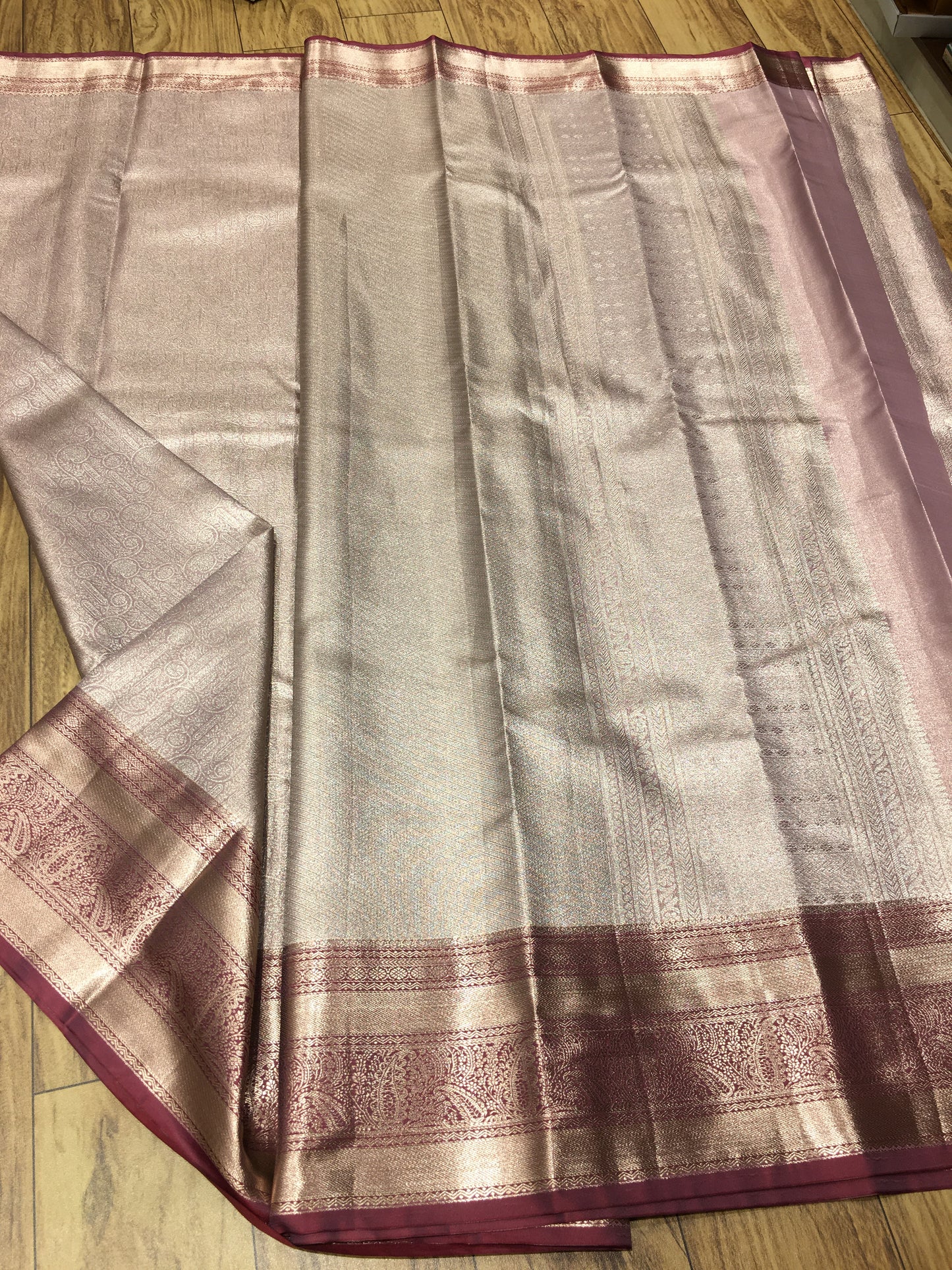Semi Kanchipuram tissue