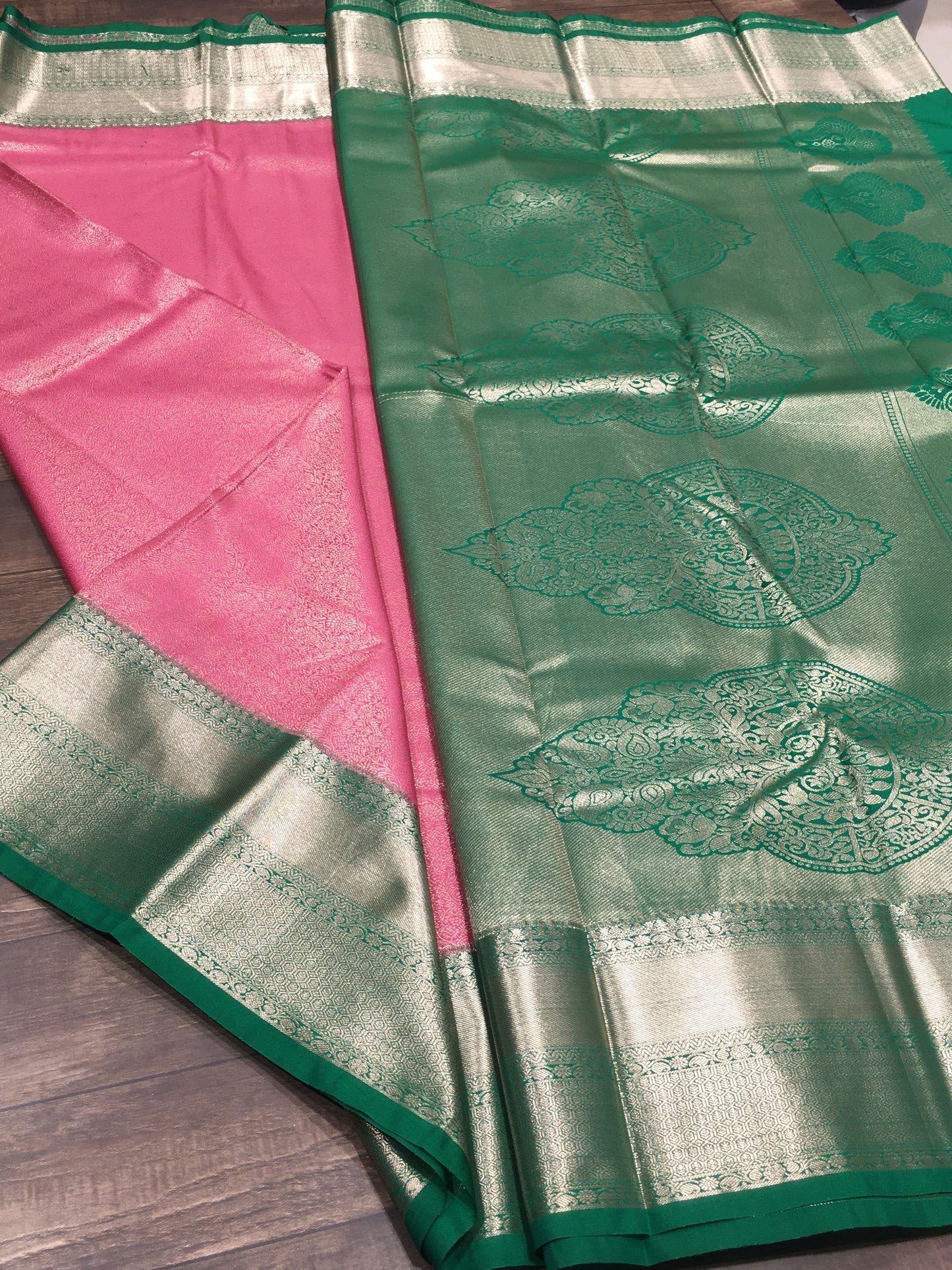 Semi Kanchipuram silk