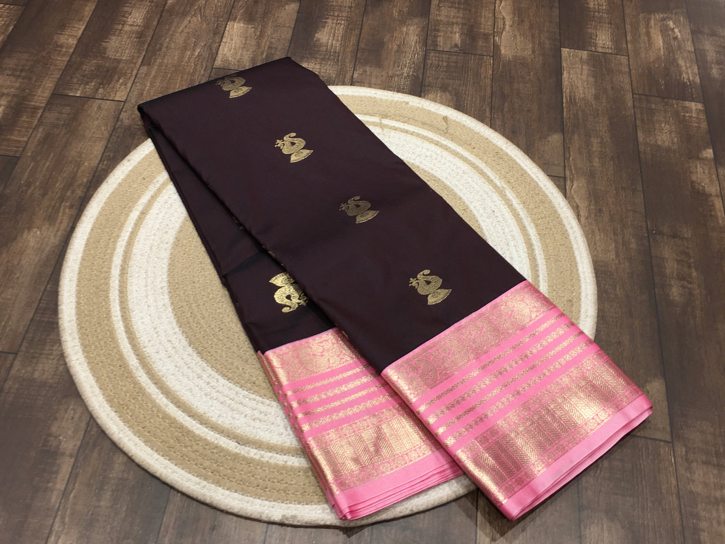 Semi Kanchipuram silk