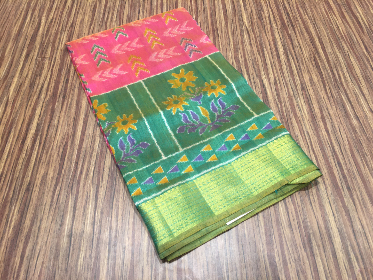 Ikkath saree