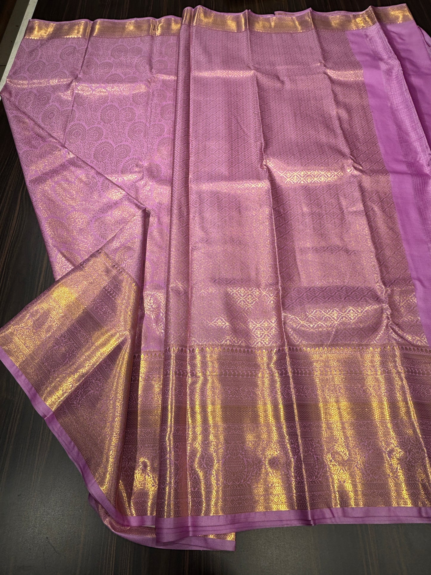 Semi Kanchipuram silk