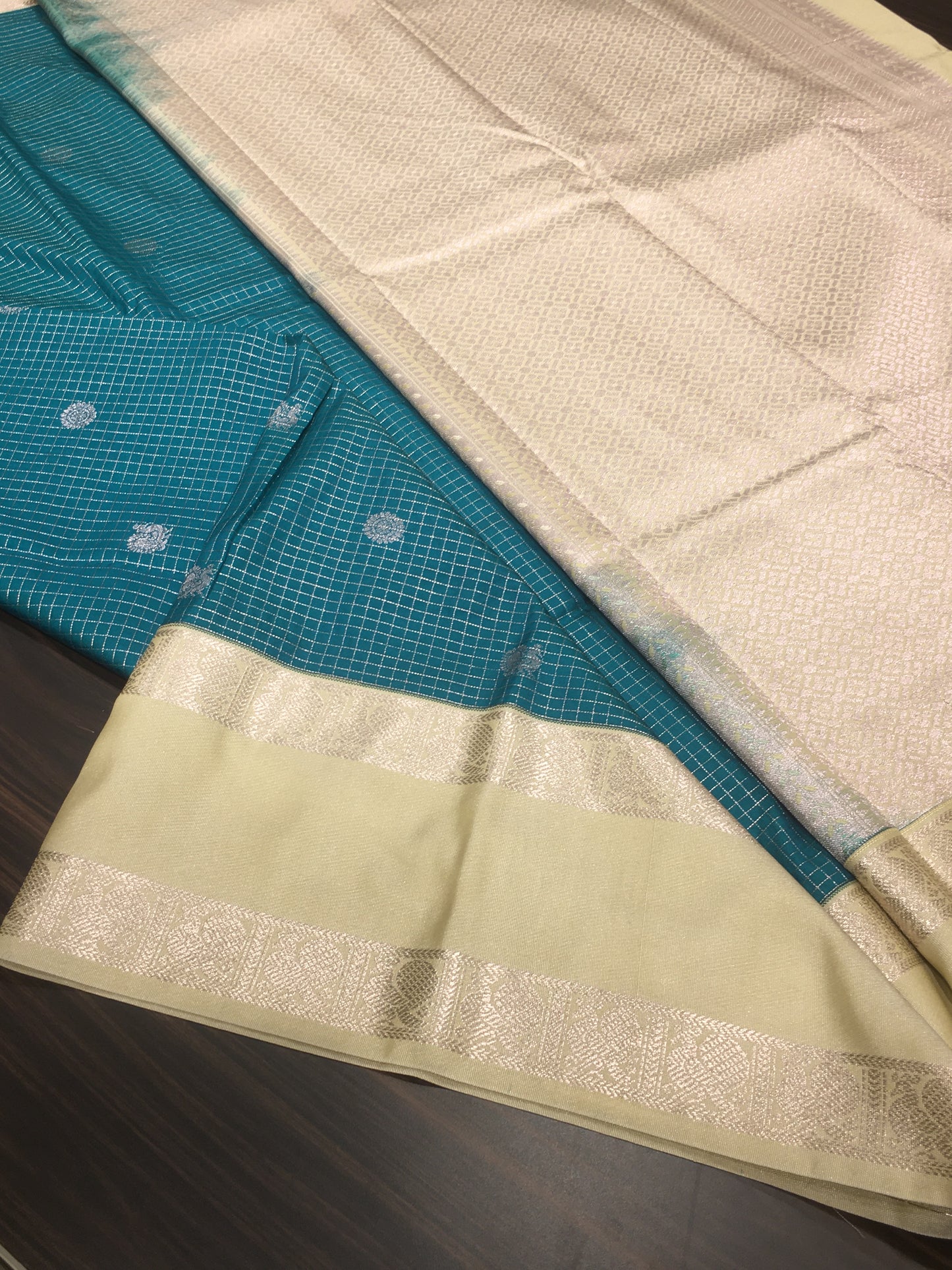 Semi Kanchipuram silk