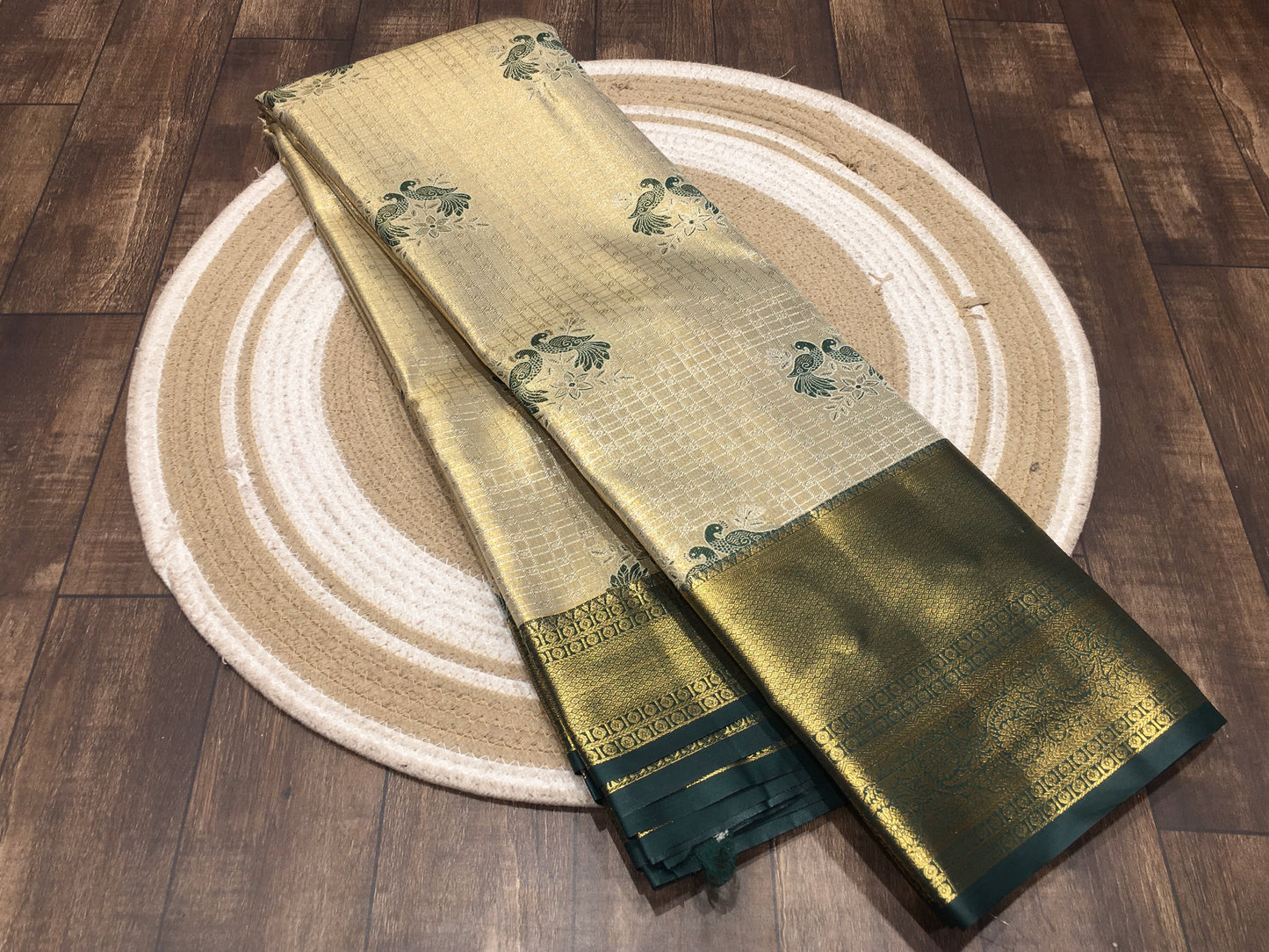 Semi Kanchipuram Tissue