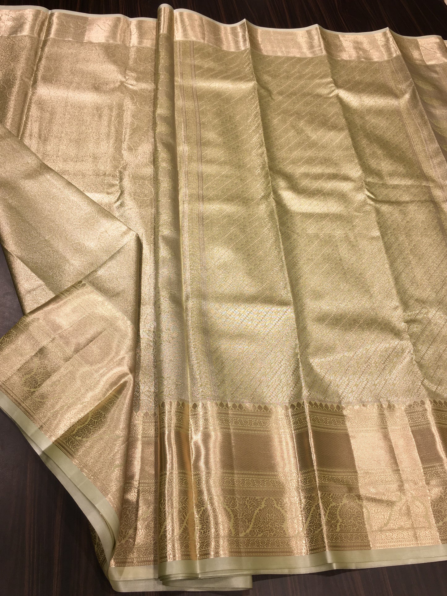 Semi Kanchipuram silk