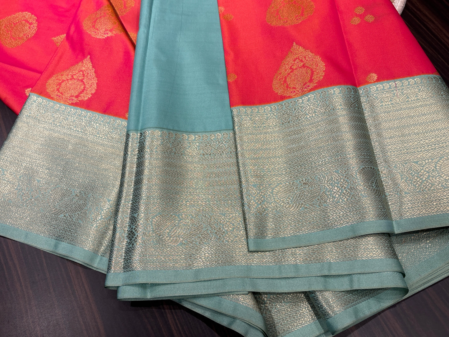 Semi Kanchipuram silk