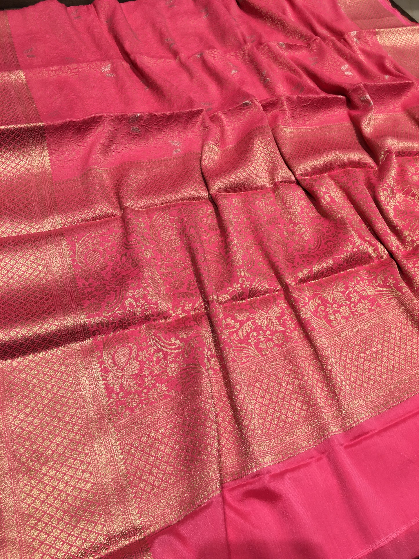 Chiffon crape saree