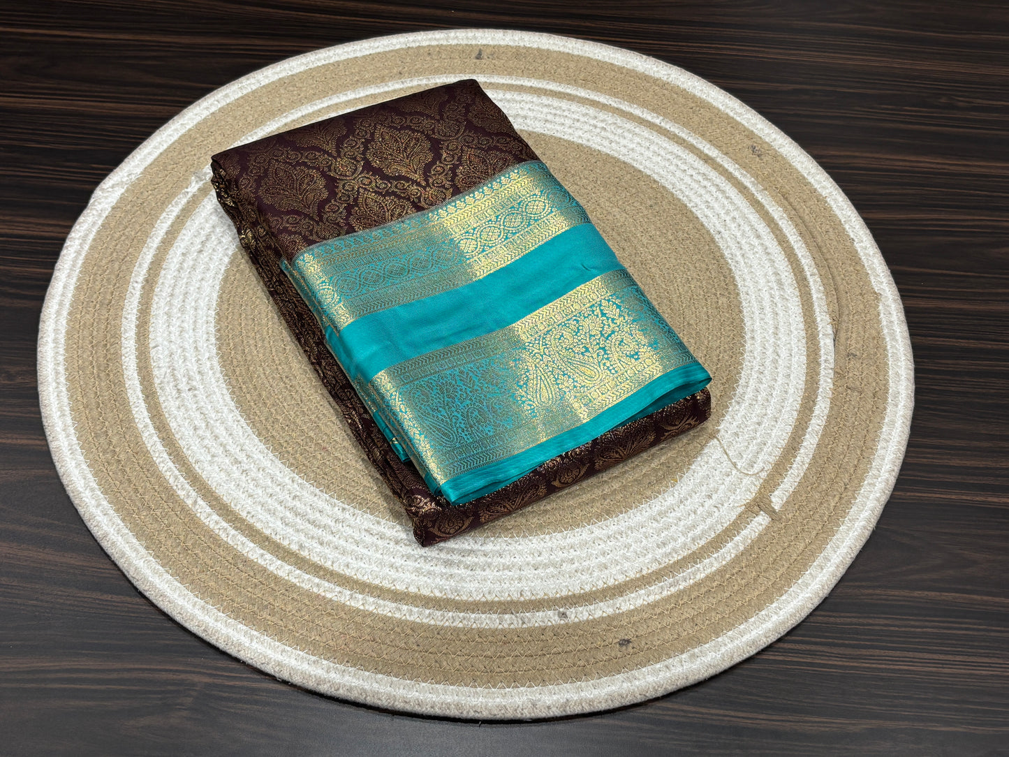 Semi Kanchipuram silk