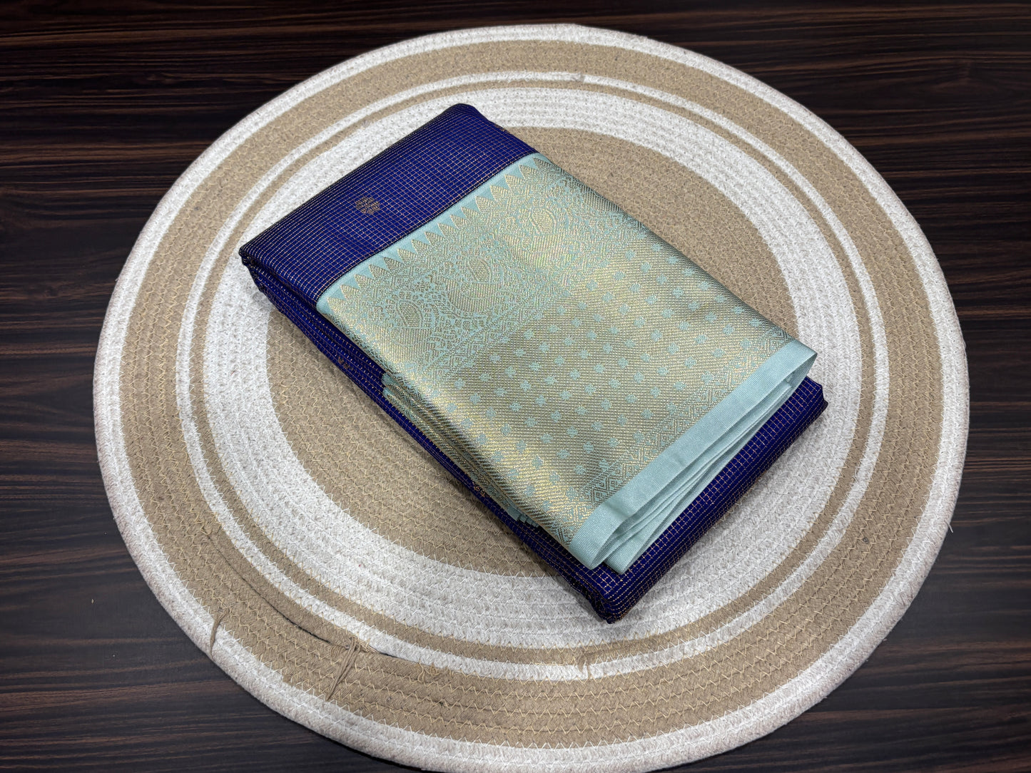 Semi Kanchipuram silk