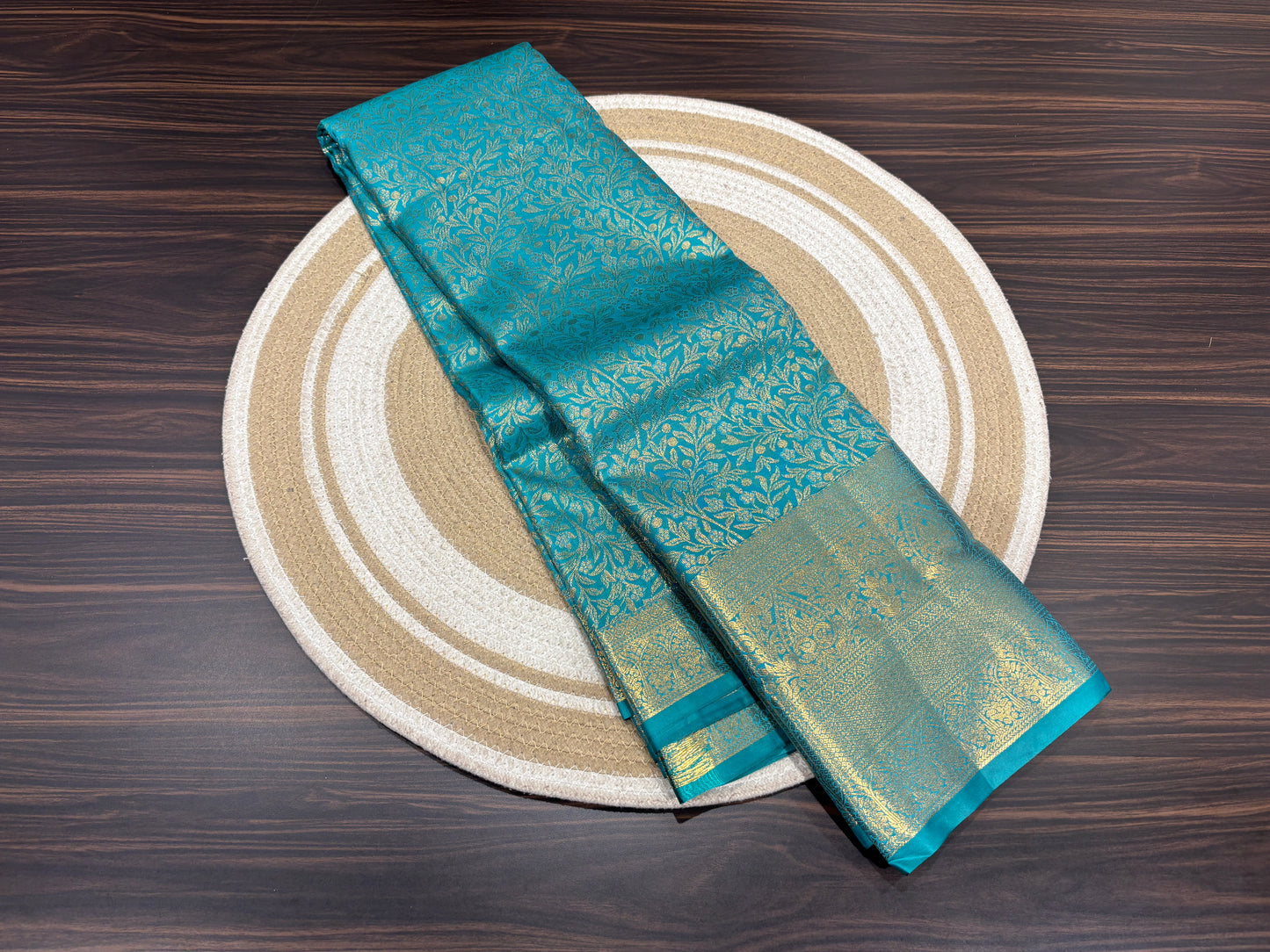 Semi Kanchipuram silk