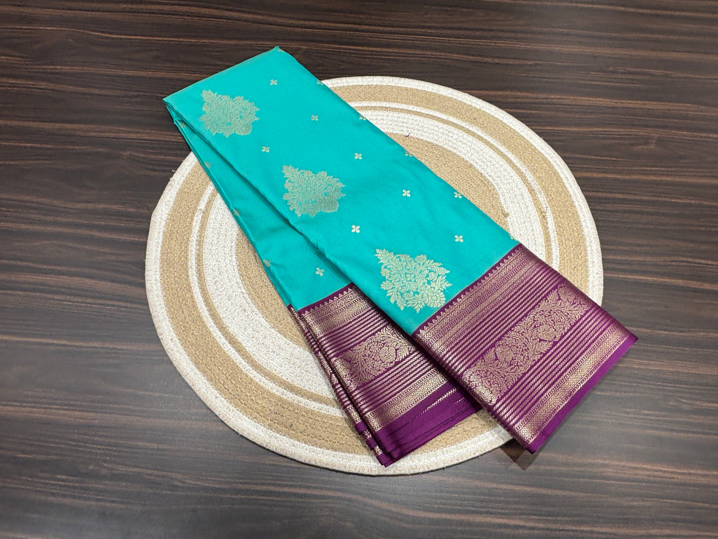 Semi Kanchipuram silk