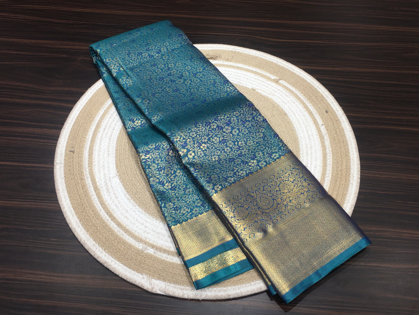 Semi Kanchipuram silk