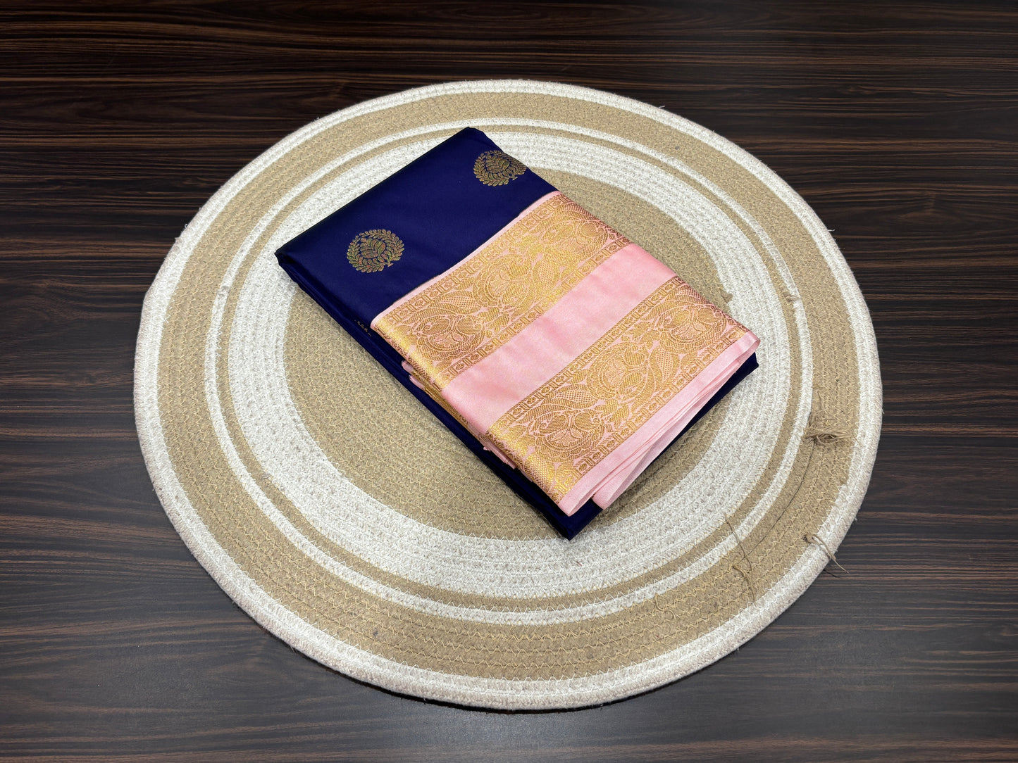Semi Kanchipuram silk