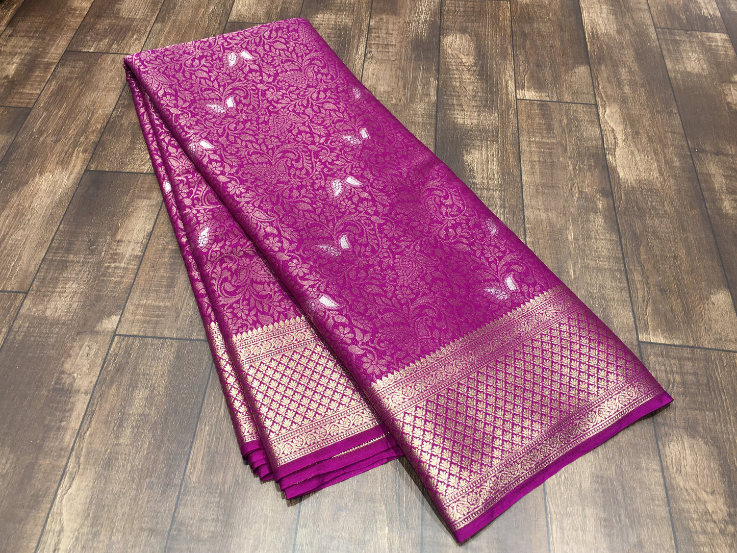 Chiffon crape saree
