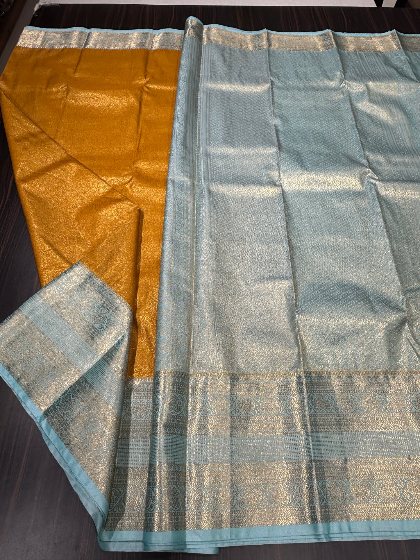 Semi Kanchipuram silk