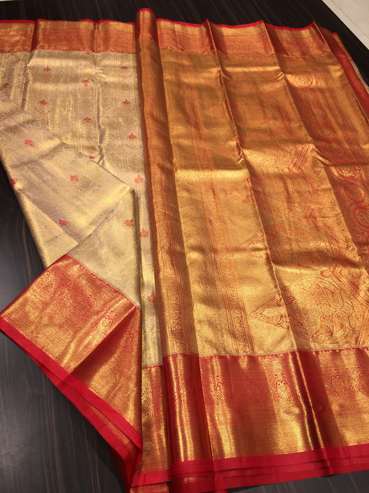 Semi Kanchipuram Tissue