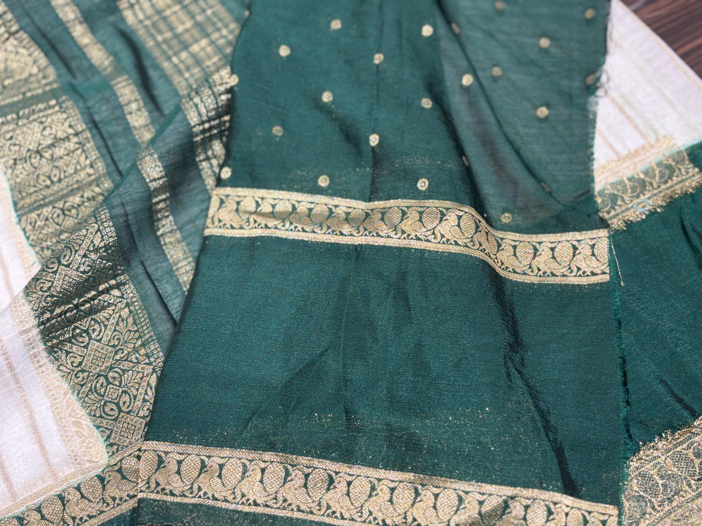 Chiffon crape saree