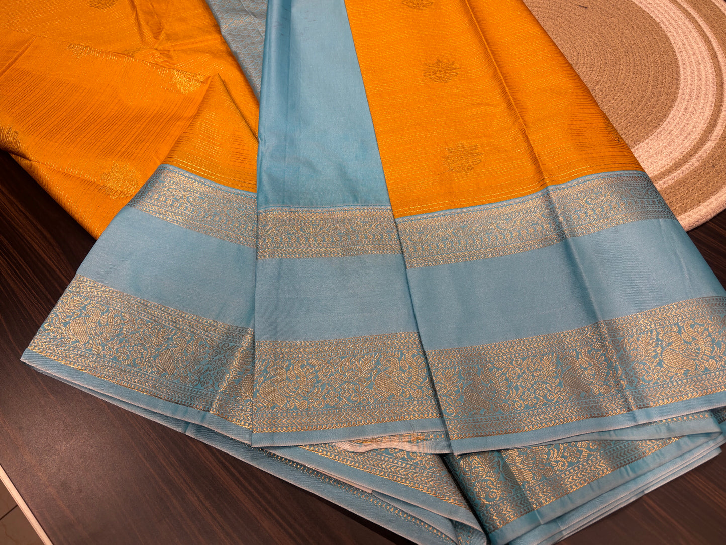 Semi Kanchipuram silk