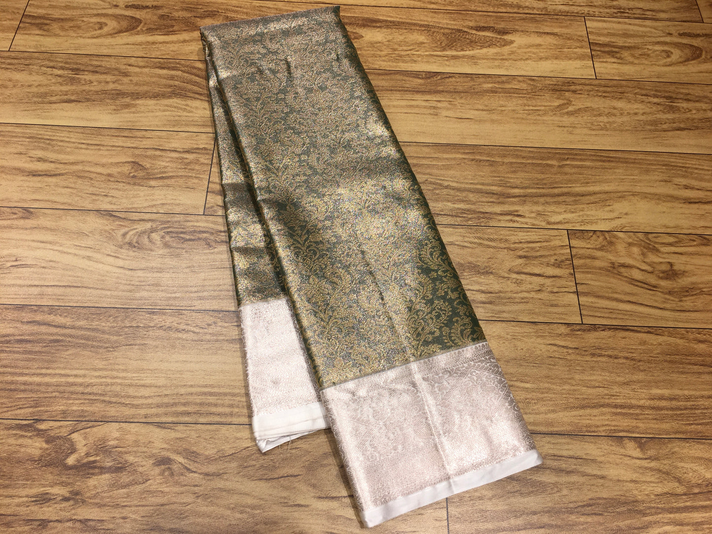 Semi Kanchipuram tissue