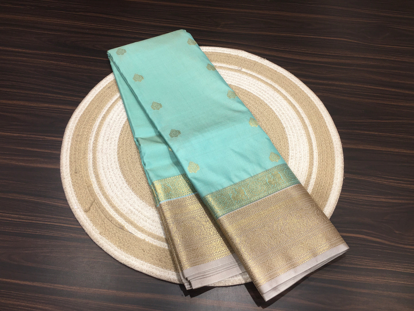 Semi Kanchipuram silk