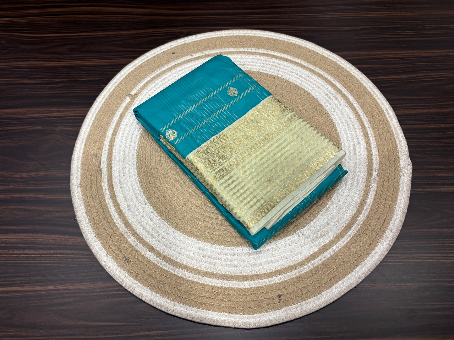Semi Kanchipuram silk