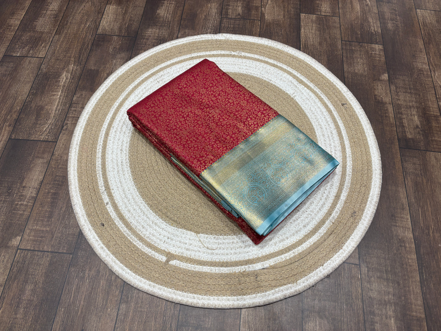 Semi Kanchipuram silk