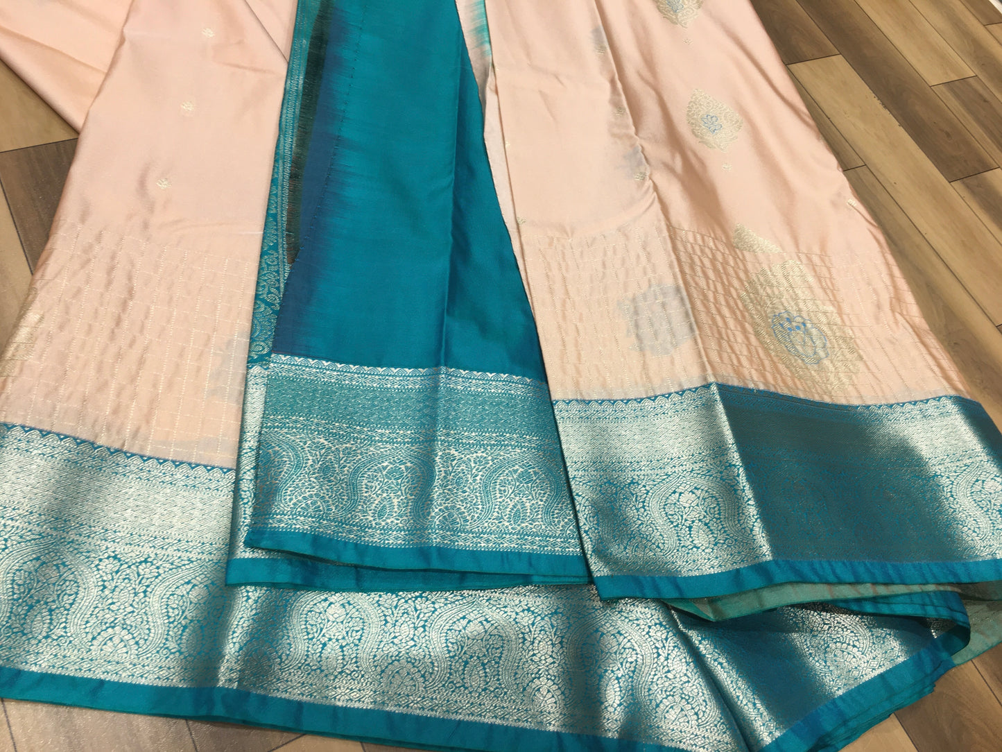 Semi Kanchipuram Silk