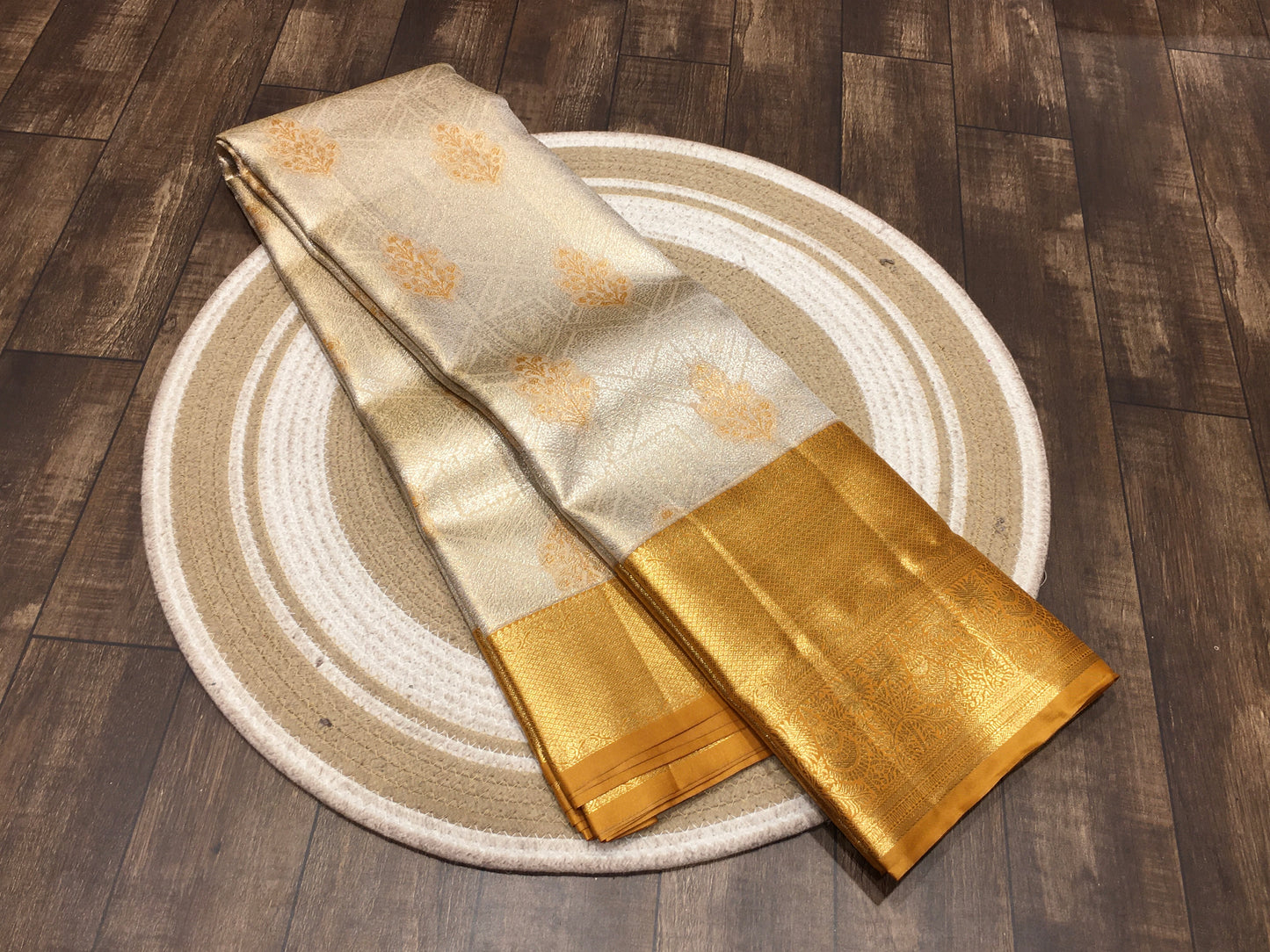 Semi Kanchipuram tissue