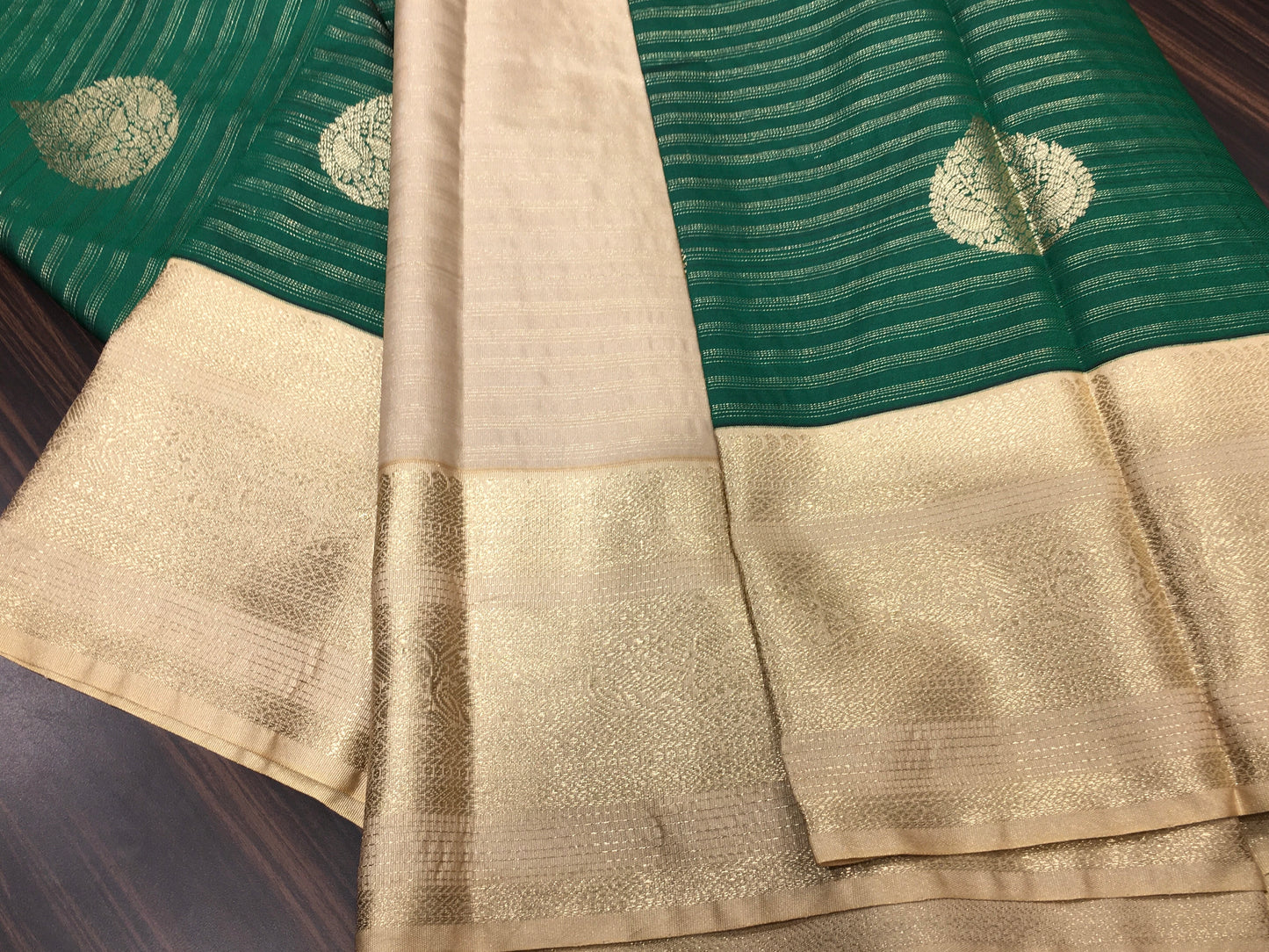 Semi Kanchipuram silk