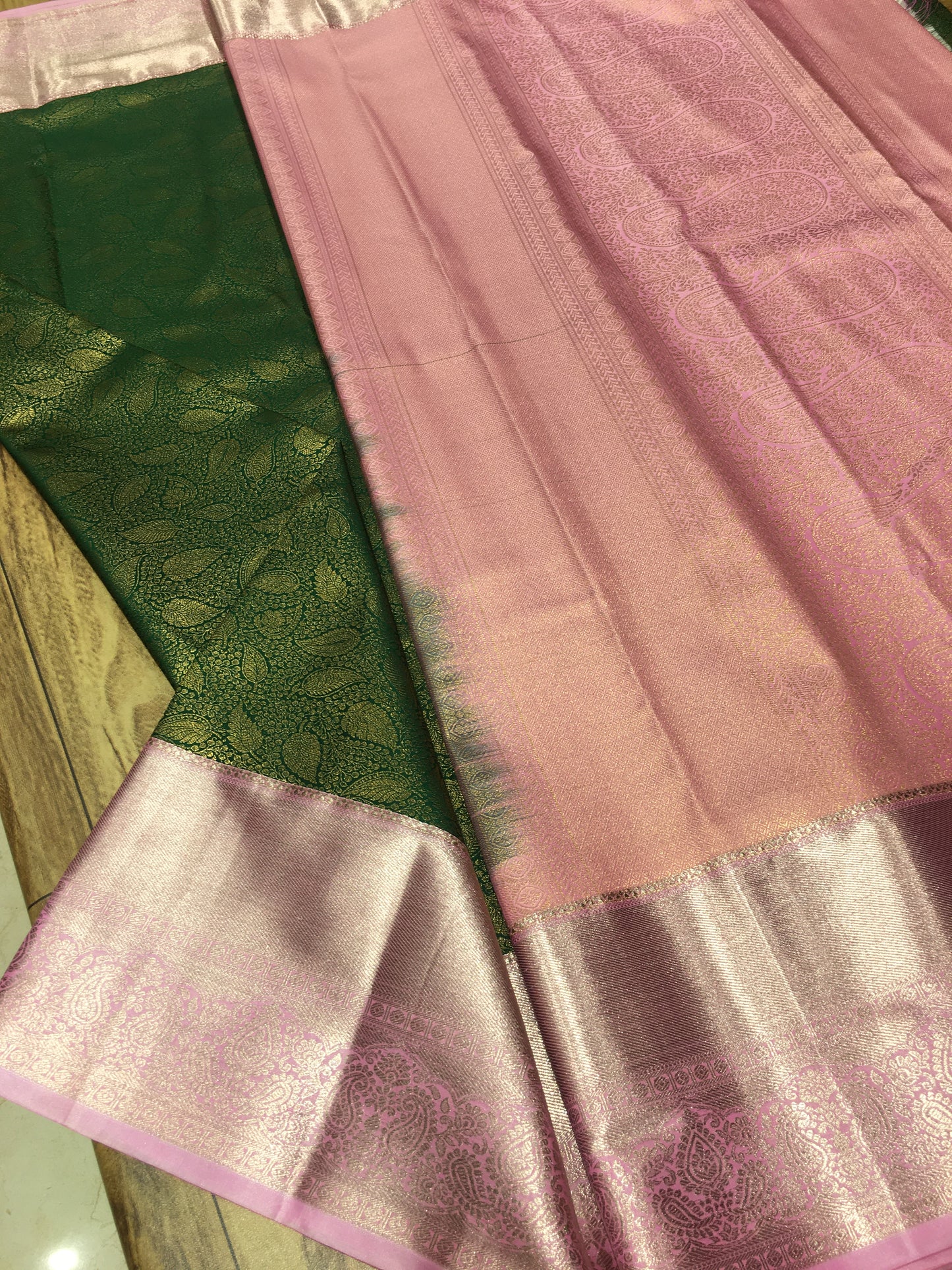 Semi Kanchipuram brocade