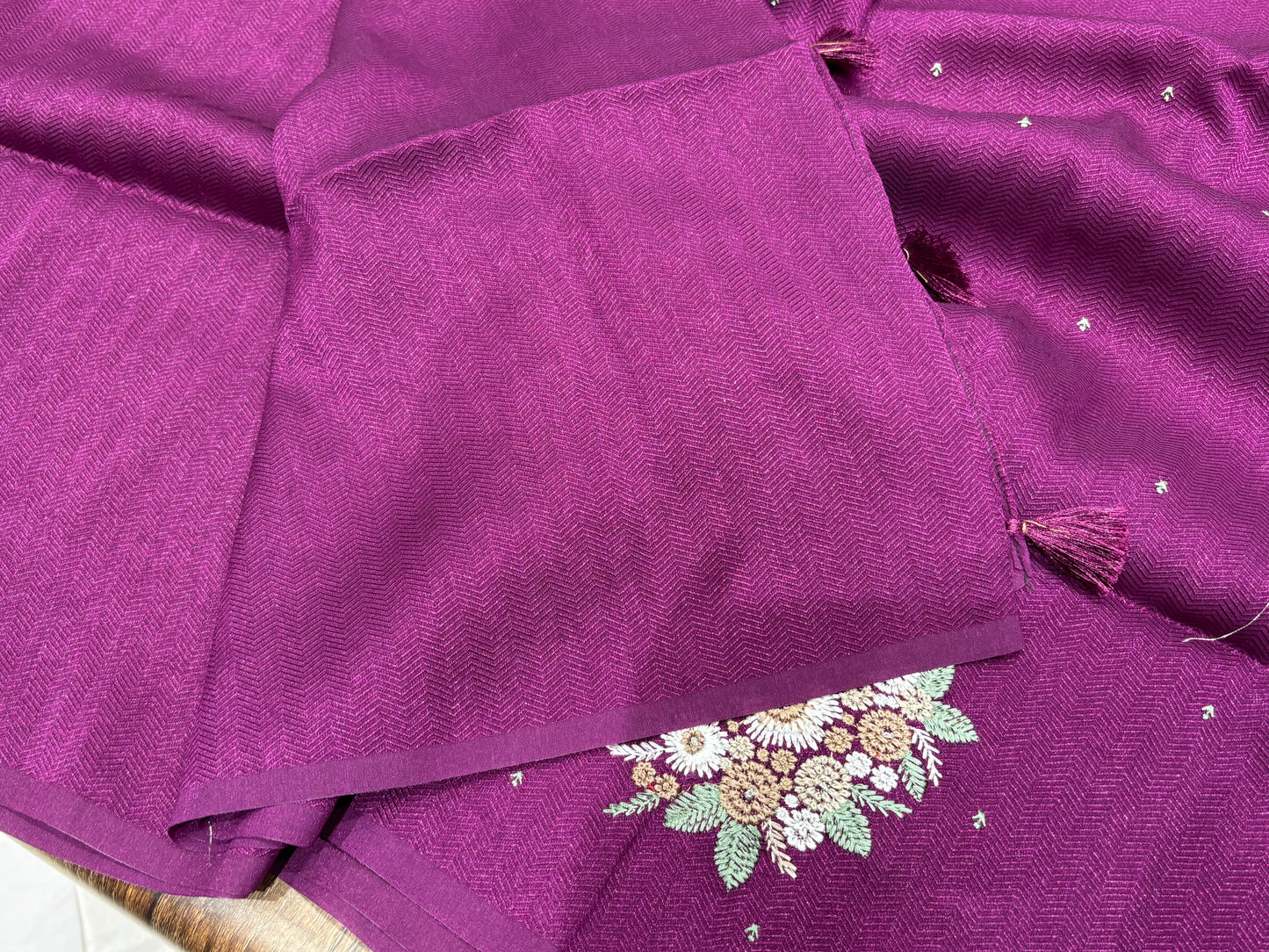 Soft tussar saree with thread work