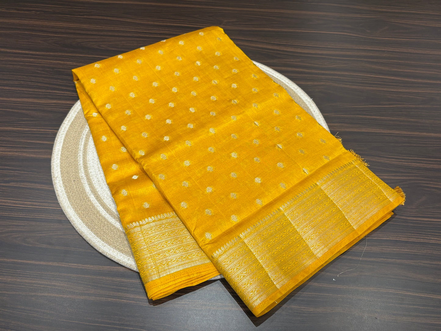 Lilly tussar saree